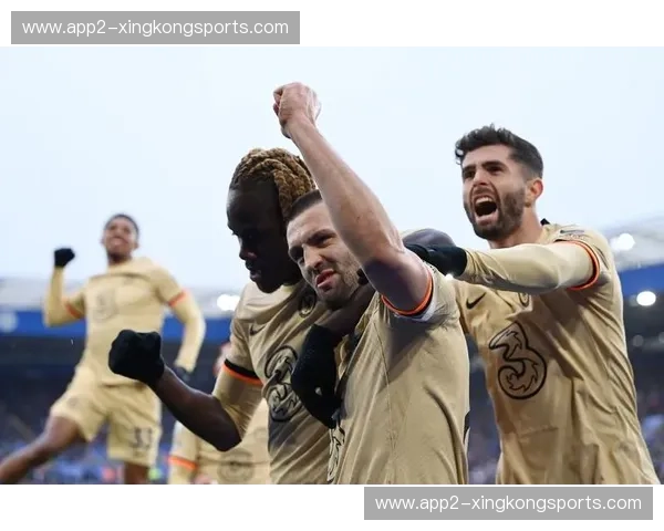 斯特拉斯堡与切尔西联动 奇尔维尔等多名新援加盟