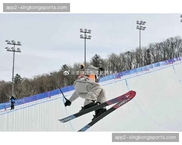 李方慧资格赛90分高分 技术动作稳定性获认可